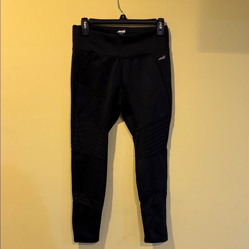 Avia small black leggings